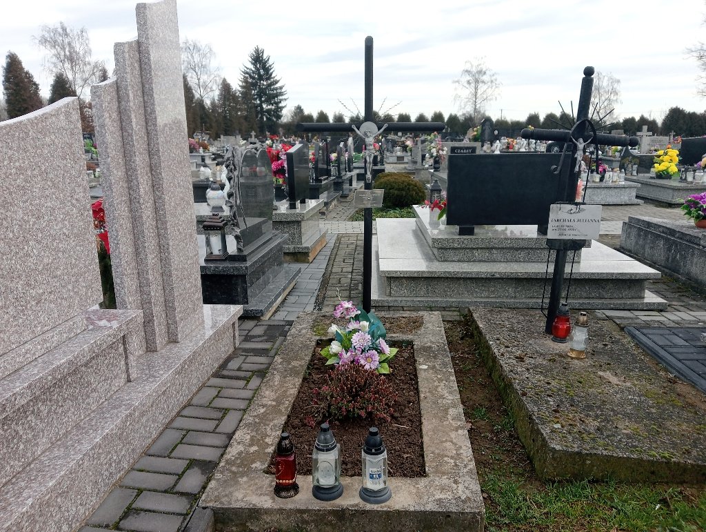 Grób Katarzyna Burzawa