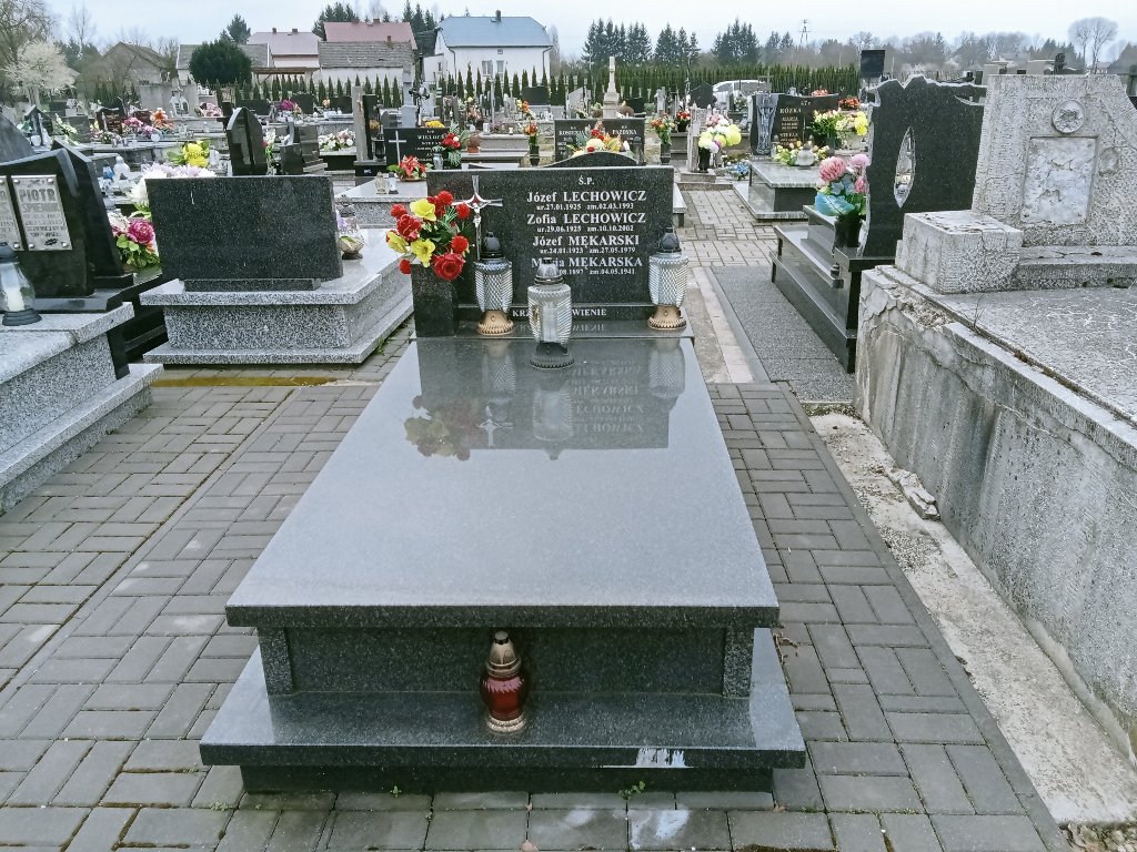 Grób Józef Mękarski